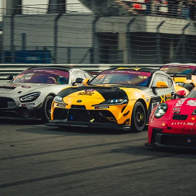 18 апреля на «Moscow Raceway» состоится открытие сезона главных гонок суперкаров — Кубка GT, при информационной поддержке радио MAXIMUM